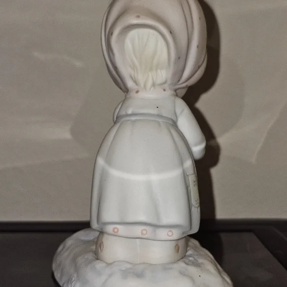 PRECIOUS MOMENTS February Collection 10991 - Picture 4 of 6